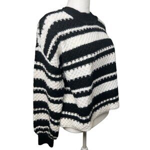 Jessica Simpson Striped Black & White Sweater Cozy Womens Knit Top Size XL